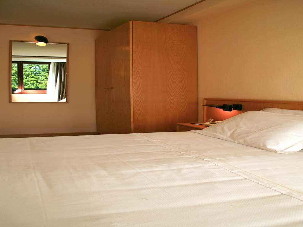 Hotel Les Jumeaux 4*