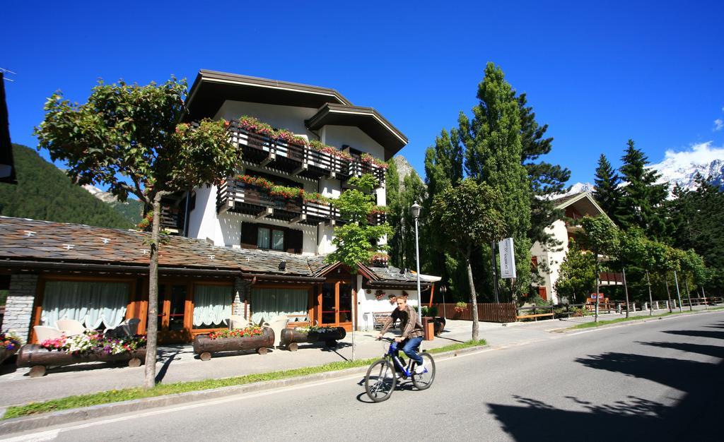 Les Jumeaux Hotel Courmayeur