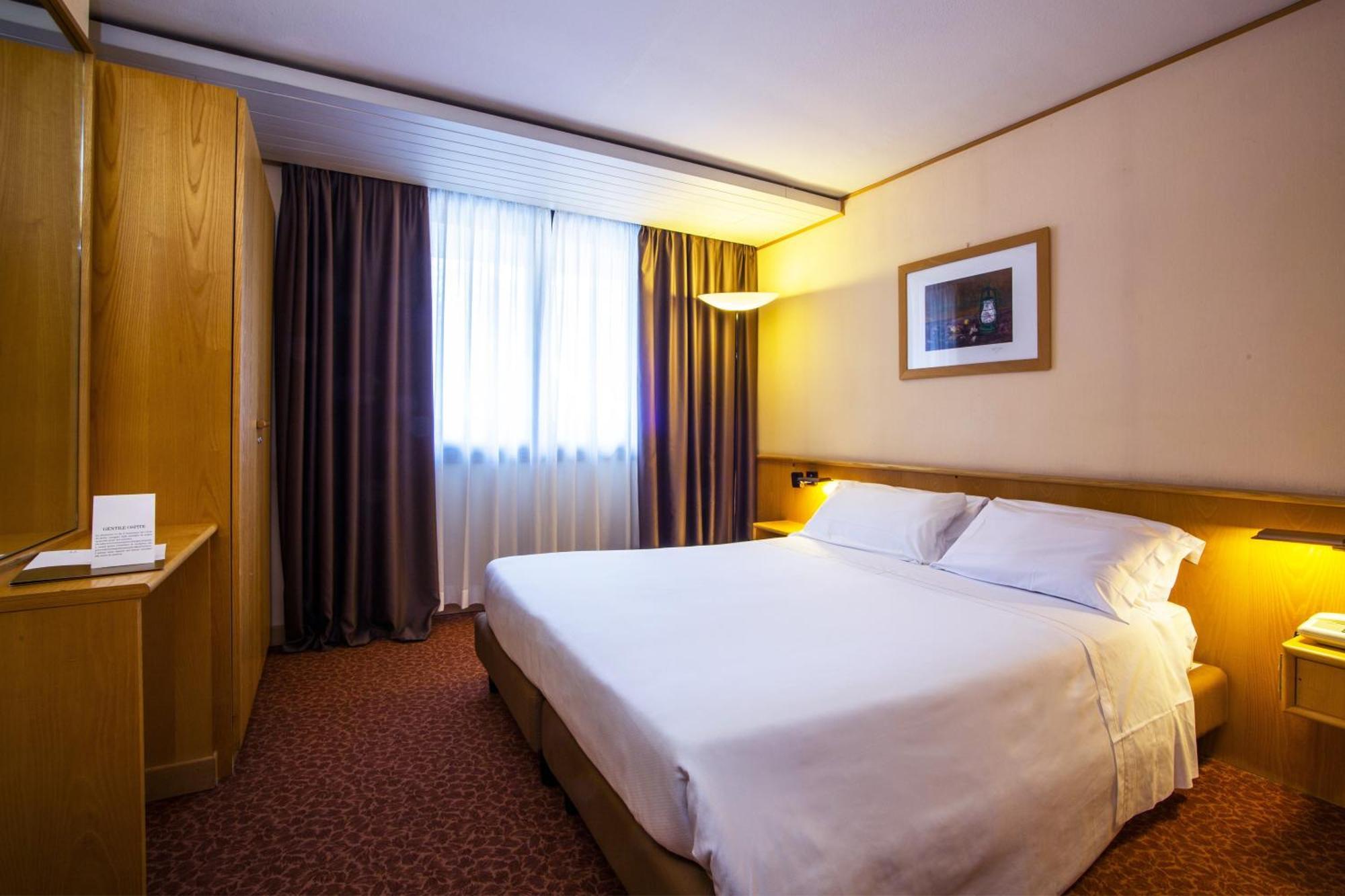 Les Jumeaux Hotel
