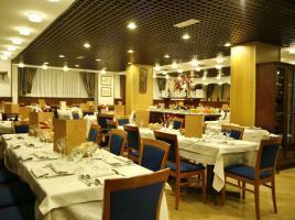 Hotel Les Jumeaux 4*